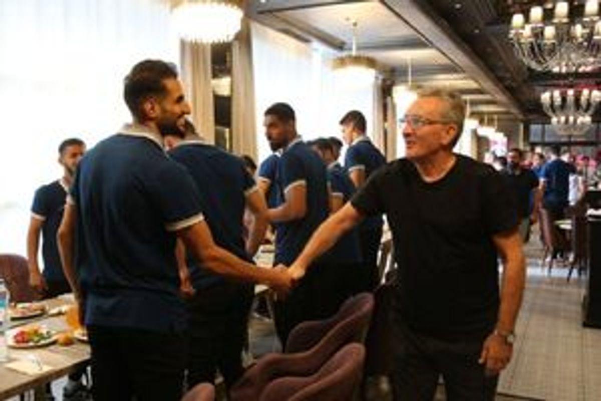 فدراسیون فوتبال عمان به ‌مذاکره برانکو با پرسپولیس واکنش نشان داد