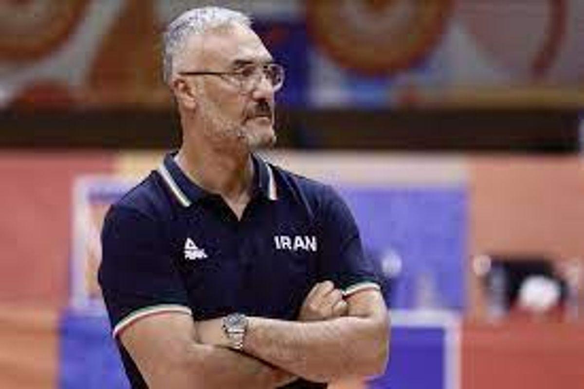 سرمربی تیم ملی بسکتبال از ایران برو نیست! | هاکان دمیر نمی رود تا بیشتر پول بگیرد